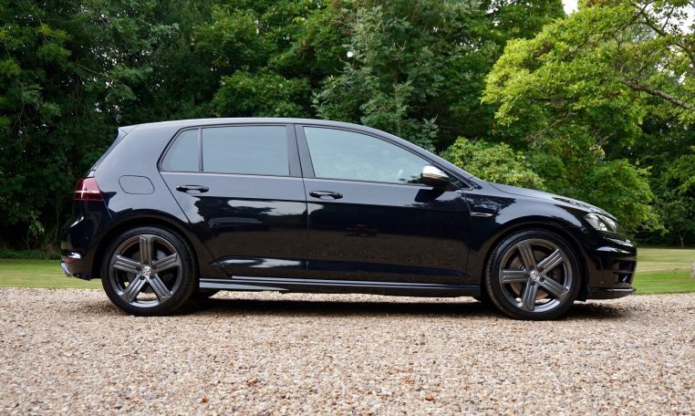 VW Golf R 2.0 TSi DSG 4Motion | DMS Cars