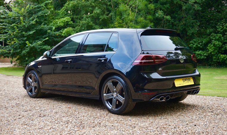 VW Golf R 2.0 TSi DSG 4Motion | DMS Cars