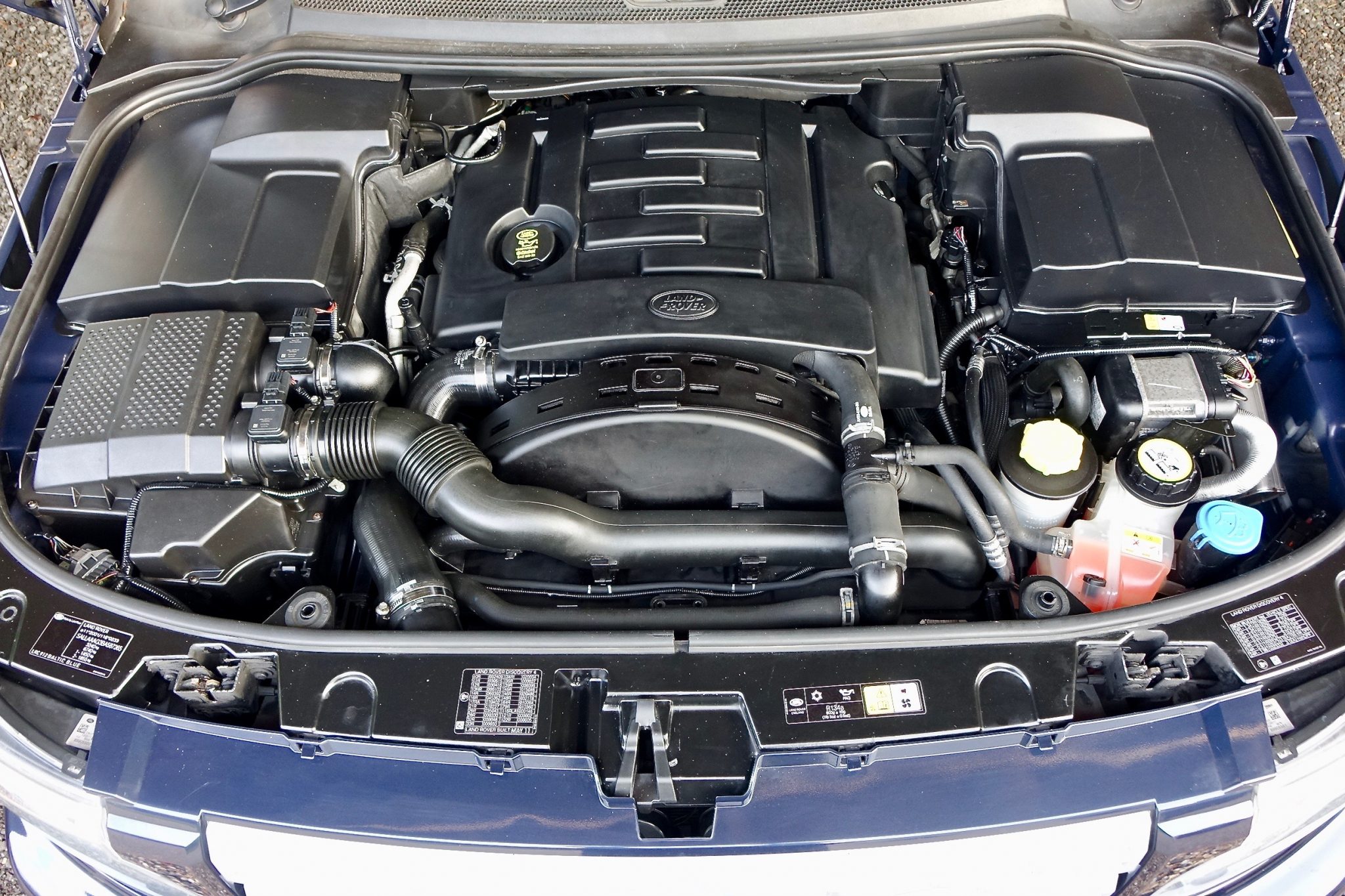 Land Rover Discovery 4 HSE 3.0 SDV6 DMS Cars