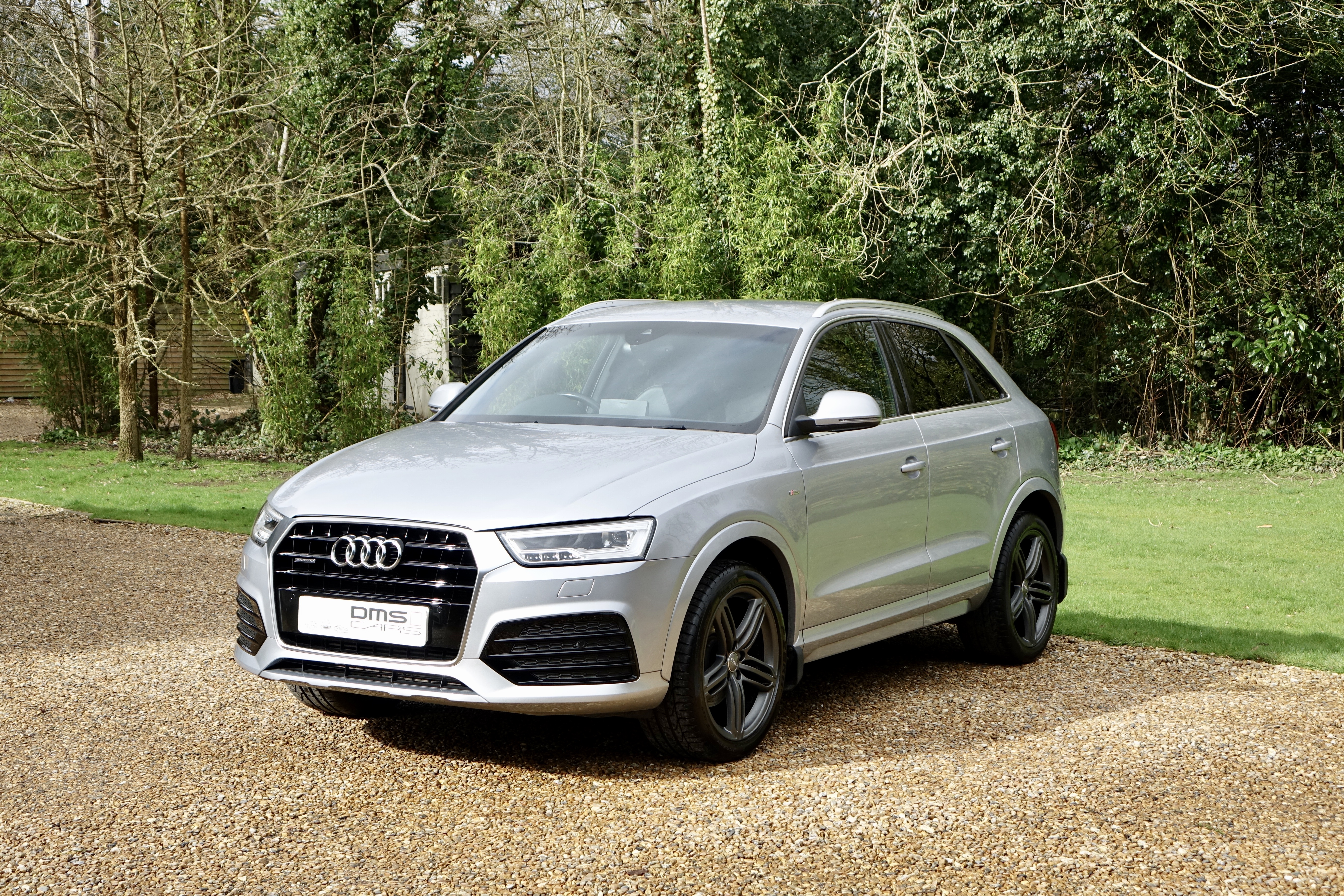 Audi q3 s line