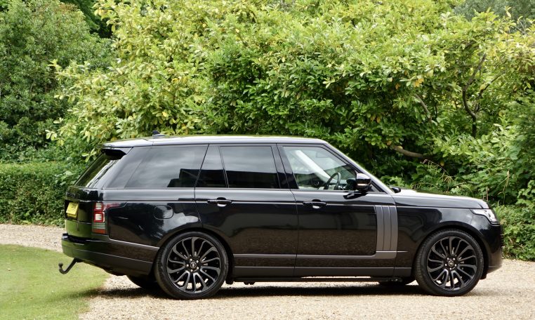 Range Rover 4.4 SD V8 Vogue | DMS Cars